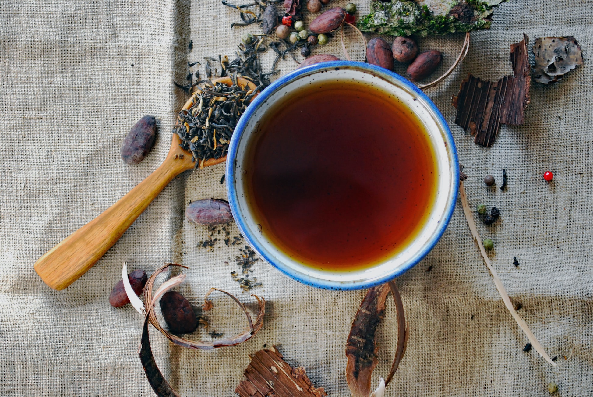 Ceaiul care-ți protejează plămânii și îmbunătățește capacitatea respiratorie. Ameliorează tusea, astmul, bronșita, iar beneficiile sale nu se opresc aici